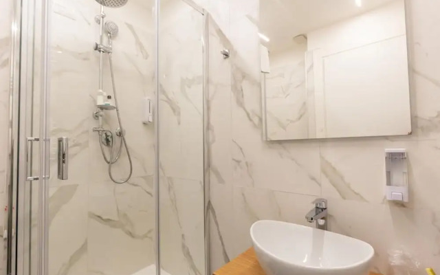 Cavour Luxury Rooms - LR Collection