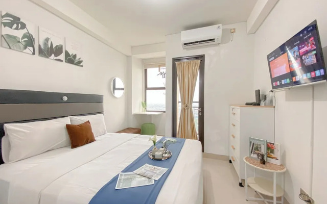 Compact And Homey Studio Apartment At Transpark Cibubur