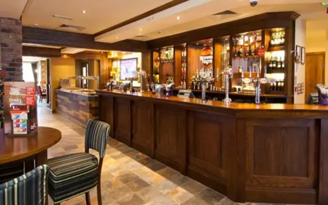 Premier Inn Exeter (M5 J29)