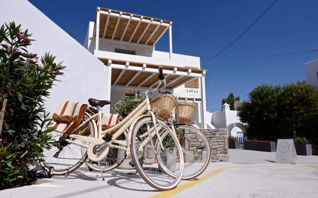 Pende Suites