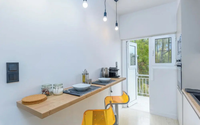 Zeus 2-Bedroom Apt with Acropolis View