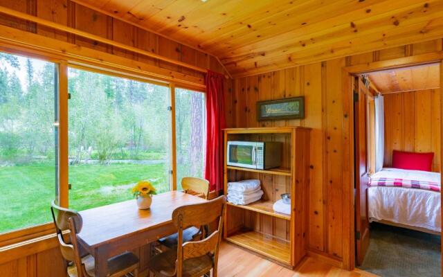 Lake Creek Lodge