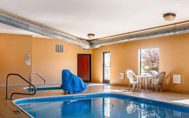 Comfort Suites Jackson-Cape Girardeau