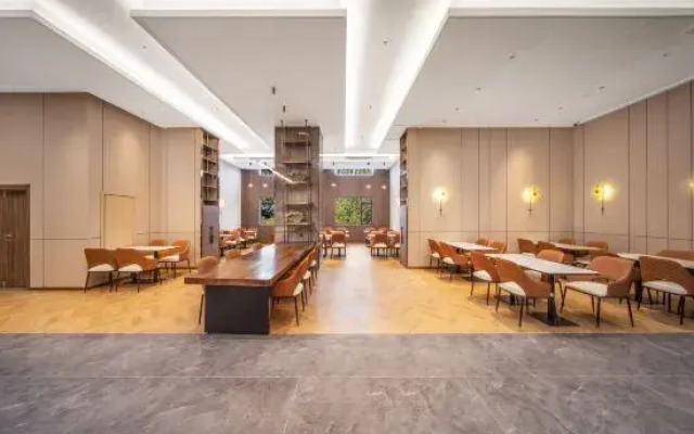 Junlin·Wenlan Hotel (Yiyang Fang Zhimin Avenue)