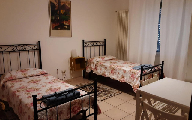 Locazione Menini - Camere zona stazione