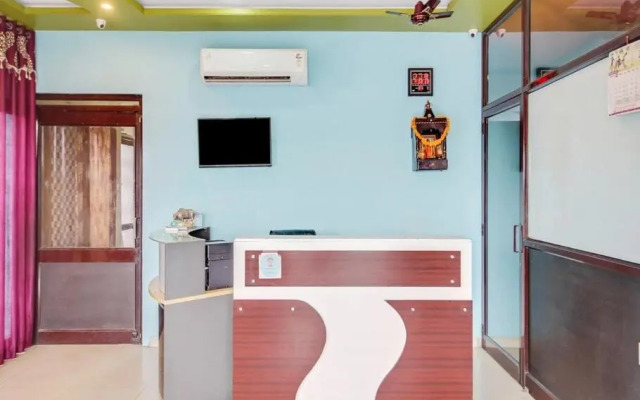 OYO Flagship 80515 Hotel Shivam Palace