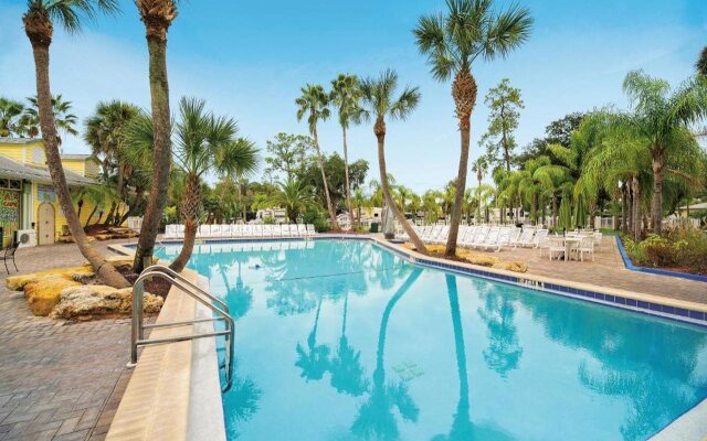 Tropical Palms Resort