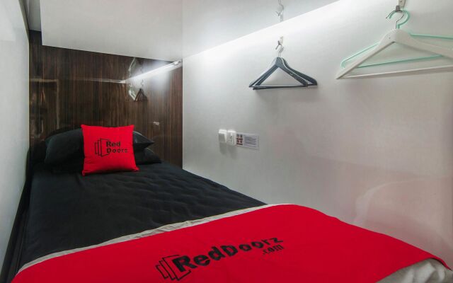 RedDoorz Hostel @ Little India