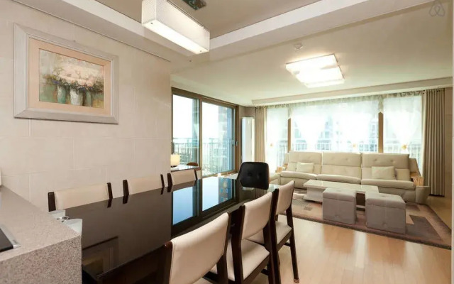 Good Time Guest House - Hostel