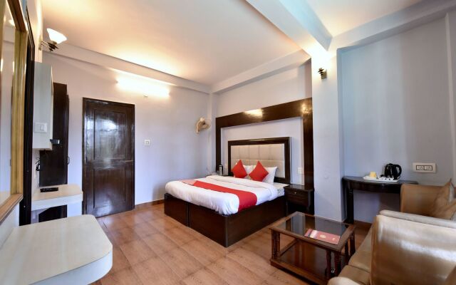 Hotel Himland East By OYO Rooms