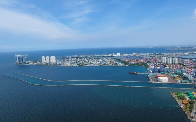 Baywalk Condominium Pluit With Ocean View
