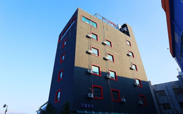 Wonju Dream Park Motel