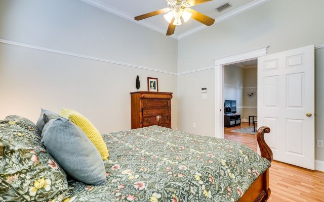 Pet-friendly Tampa Home: 2 Mi to Downtown!