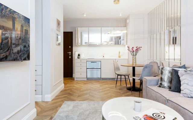 Mennica Residence Apartments by Renters