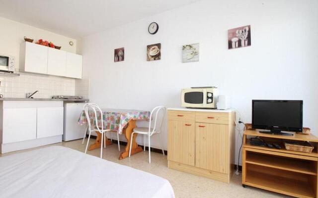 Appartement Balaruc-les-Bains, 1 pièce, 2 personnes - FR-1-553-99