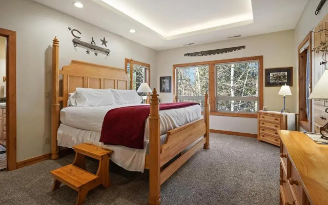Vine Maple-Golf View-5Br/4.5Ba