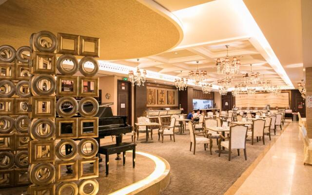 Yihe Grand Hotel