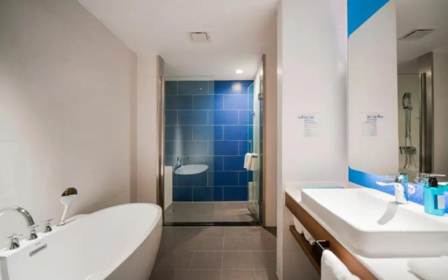 Holiday Inn Express Suzhou Zhouzhuang Ancient Town by IHG