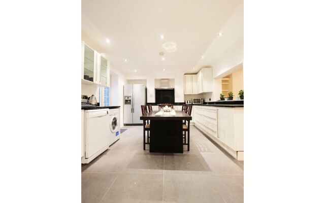 Garden Flat for 4 in Kentish Town/camden