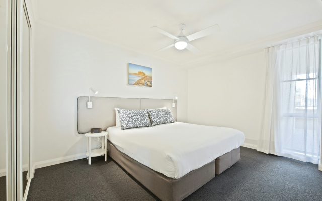 Plover - Executive Villa – Guest Rooms – Newcastle
