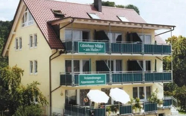 Gastehaus Zur Seepromenade