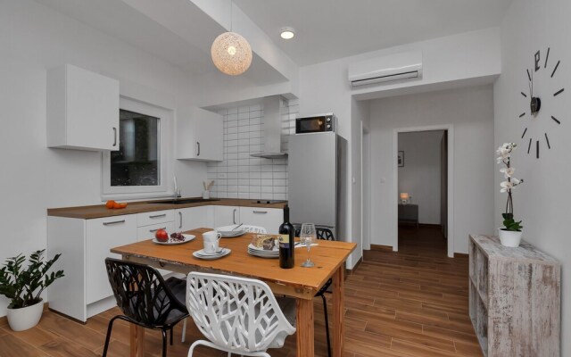 Emilia Lofts