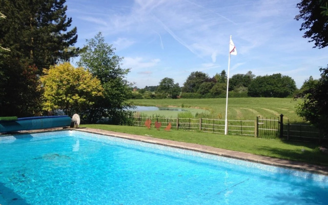 Whitethorn Bed and Breakfast