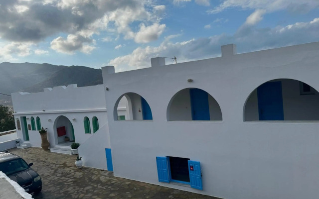 Petradi Hotel
