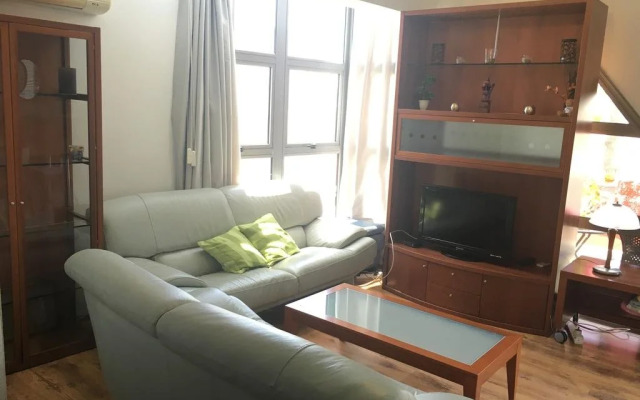Alex Residence 103