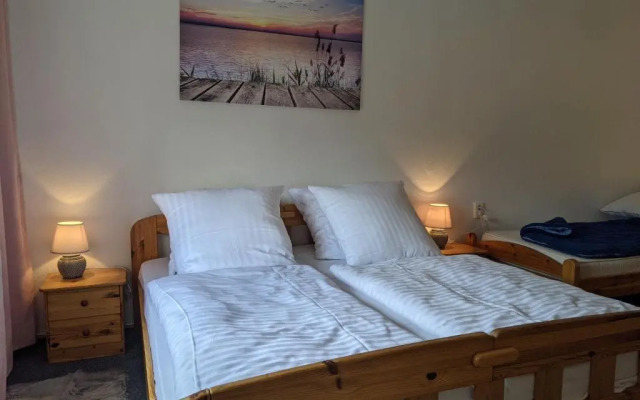 Ferienbungalows am Jabelschen See