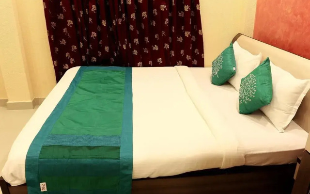 OYO 1628 Babul Hotel