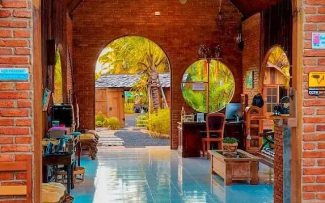 Plaiphu Pool Villas
