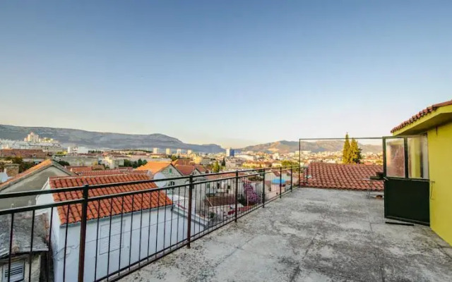 Panorama Split