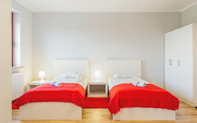 Beautiful Home in Mielno With 5 Bedrooms and Wifi