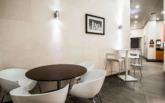 Comfort Inn Manhattan Bridge