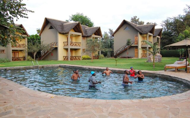Weru Weru River Lodge