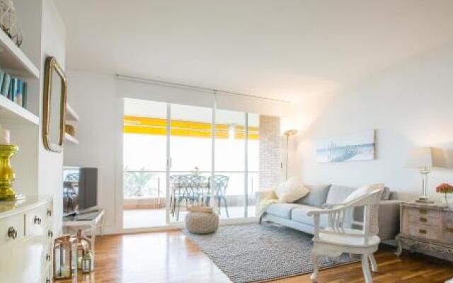 Gava 2 Beachfront Penthouse