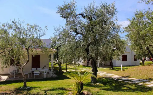 Villaggio Turistico Baia Del Monaco