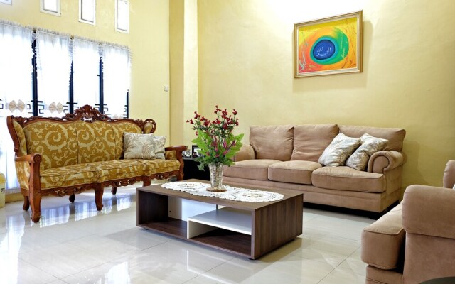 SPOT ON 2845 La Reso Homestay Syariah