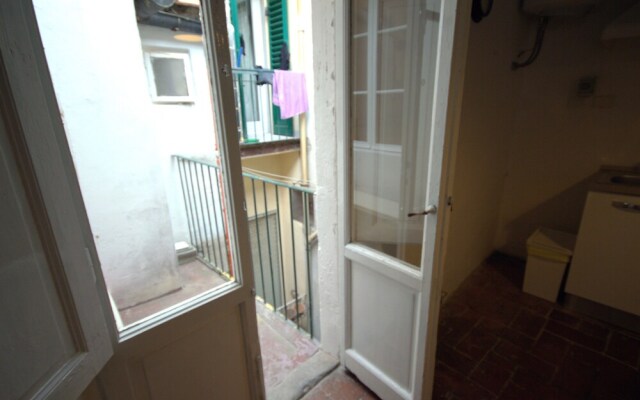 Prestige House Arno River