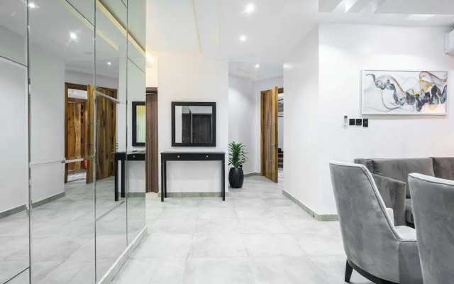 The Azaria Hotel & Apartments