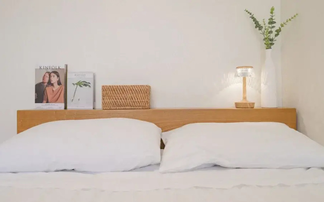 Geoje Beachwhite Pension