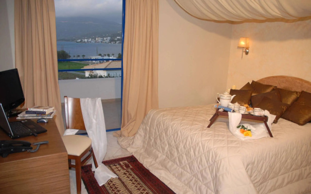 Alykes Hotel Apartments