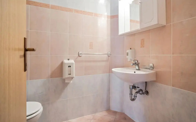 Beguiling Apartment in Banjole near Renato Boat Excursions