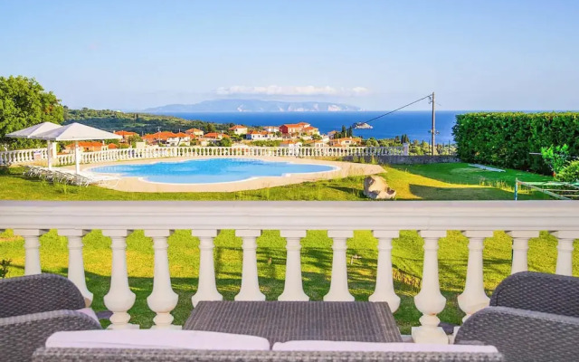 Villa Feinikas