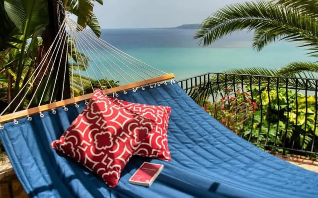 Luxury 8BR Hilltop Villa Sweeping Sea Views Private Pool