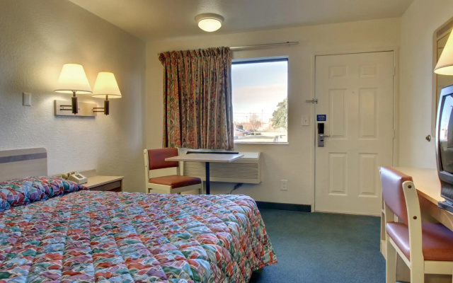 Motel 6 Owensboro, KY