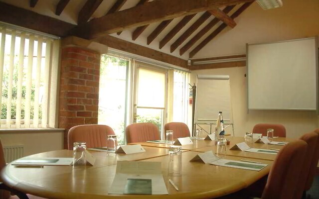Whitwell Hotel & Conference Centre