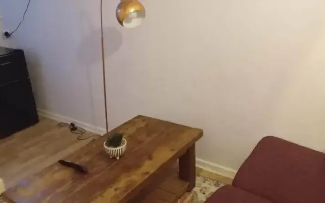 Lovely 1 Bedroom Flat 5 Minutes Walk From Station