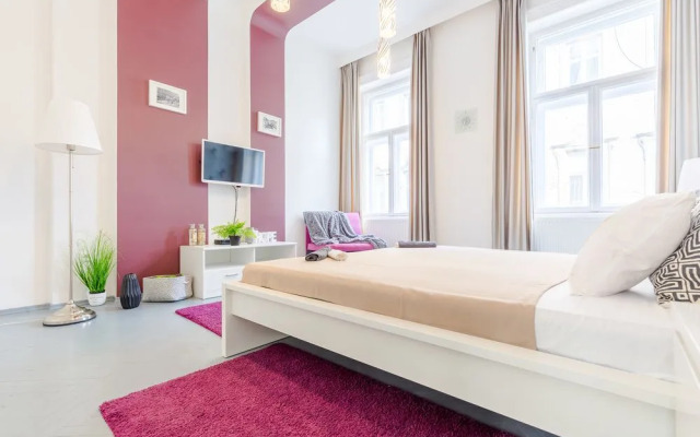 Real Apartments Hegedu